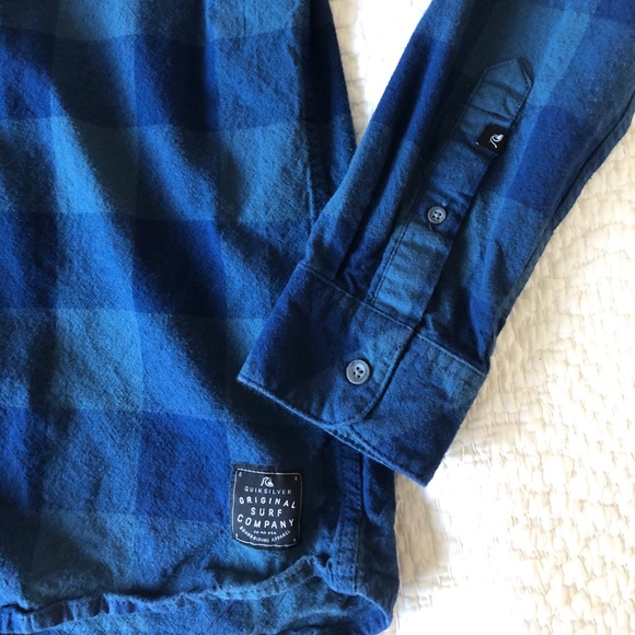 Quiksilver Flannel shirt. Size Small Blue - Picture 2 of 4